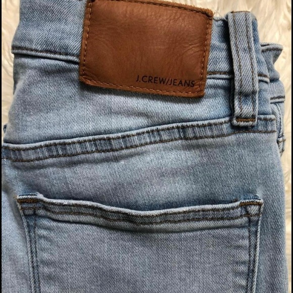 JCrew Jeans Four Buttons - Picture 1 of 4